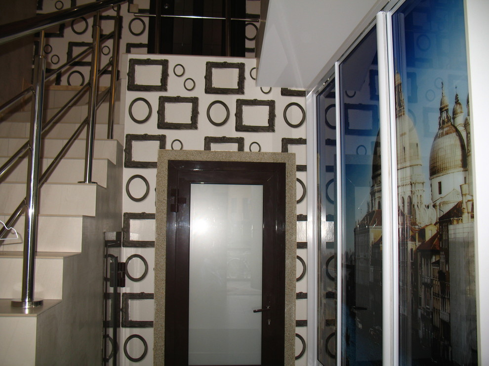 Входная зона в частном коттедже