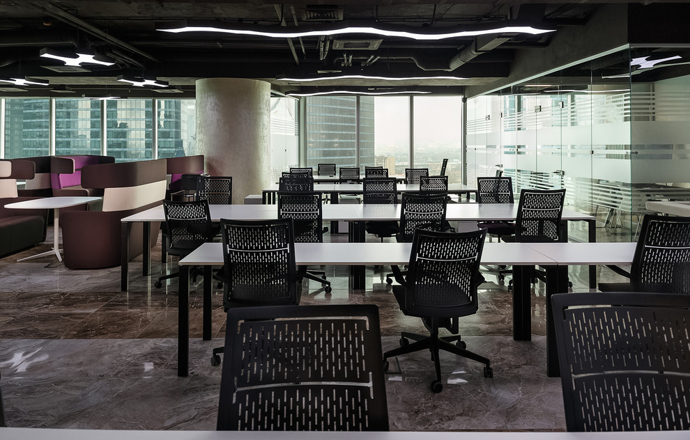 Интерьер коворкинга CEO Rooms