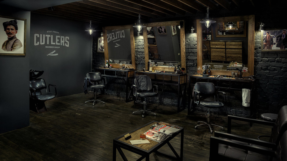 Интерьер парикмахерской Cutlers