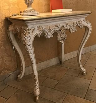 Мебель в салоне Borghese