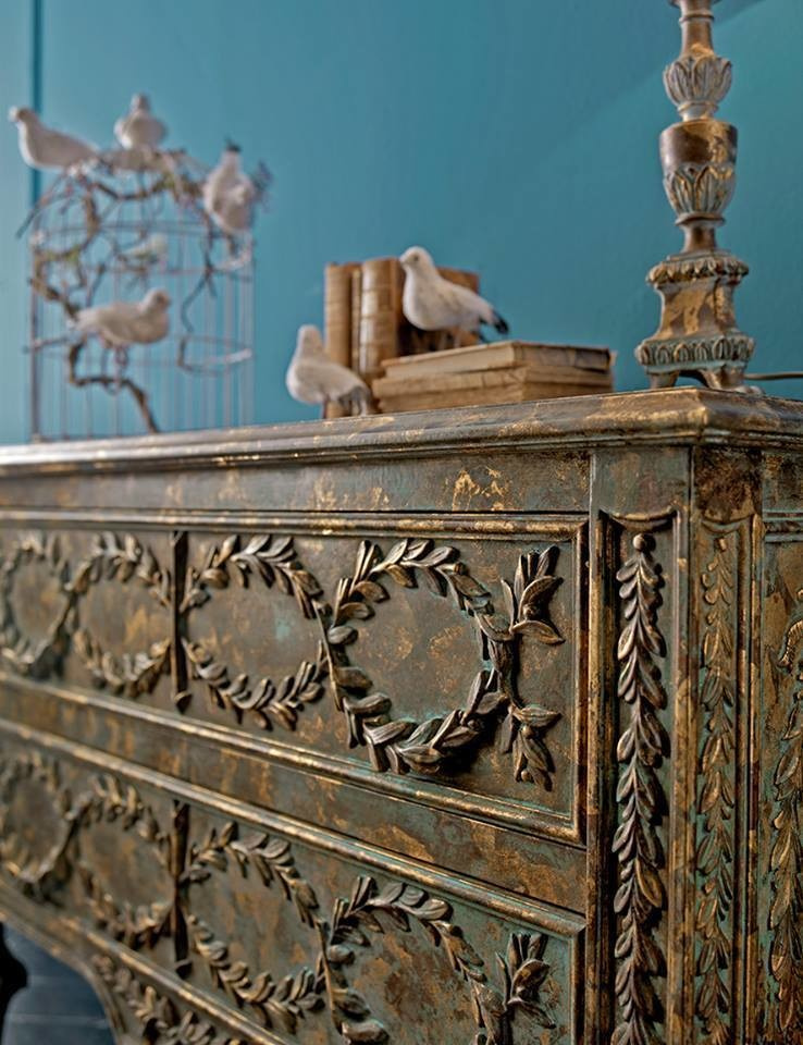 Мебель в салоне Borghese