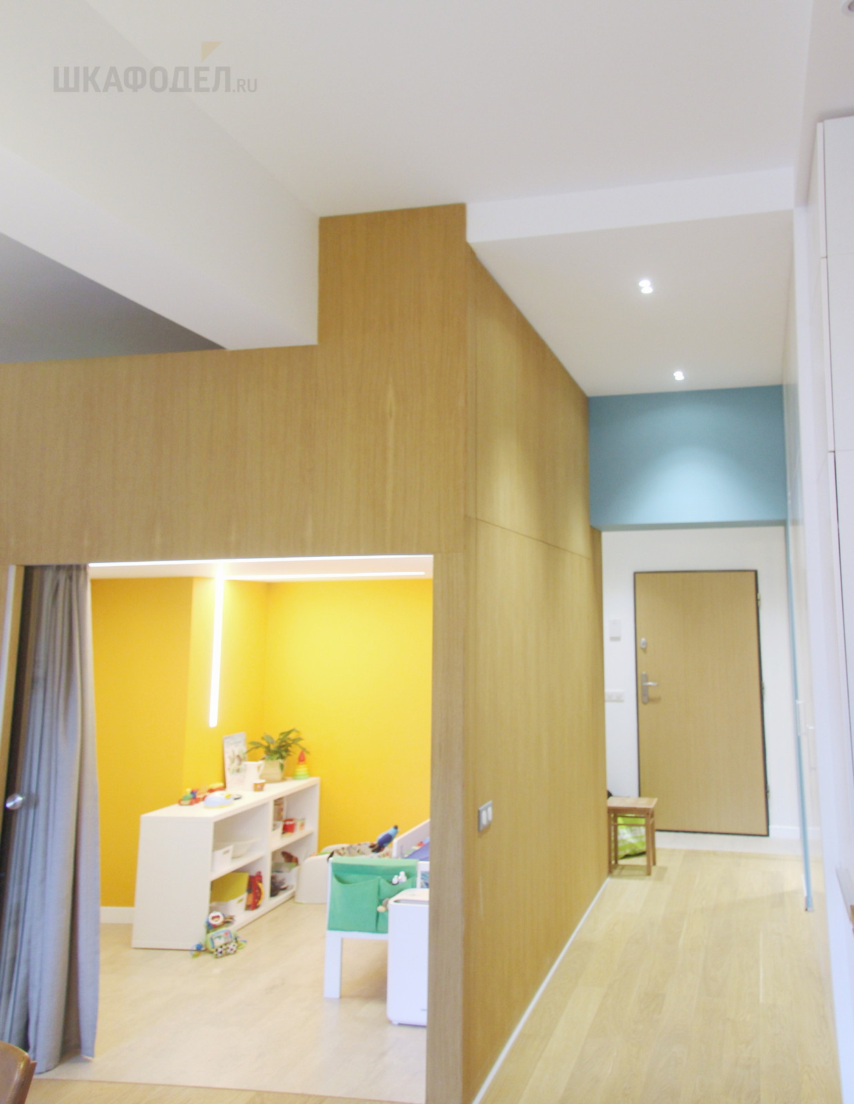 Двухуровневое пространство: кровать и детская