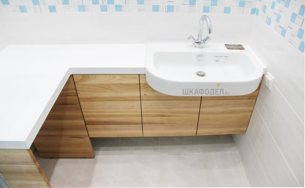 Обложка проекта: Столешница  под мойку из камня и тумбочка массива ясеня под маслом