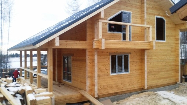 Дома и бани из профилированного бруса.