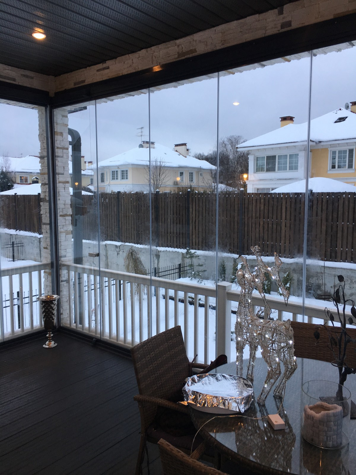 Безрамное остекление Лумон