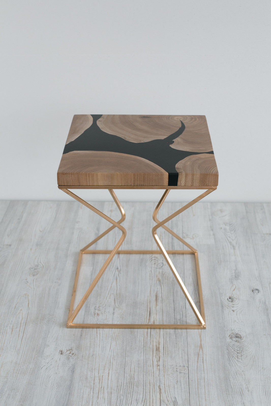 Обложка проекта: Стол журнальный N-дизайн 7