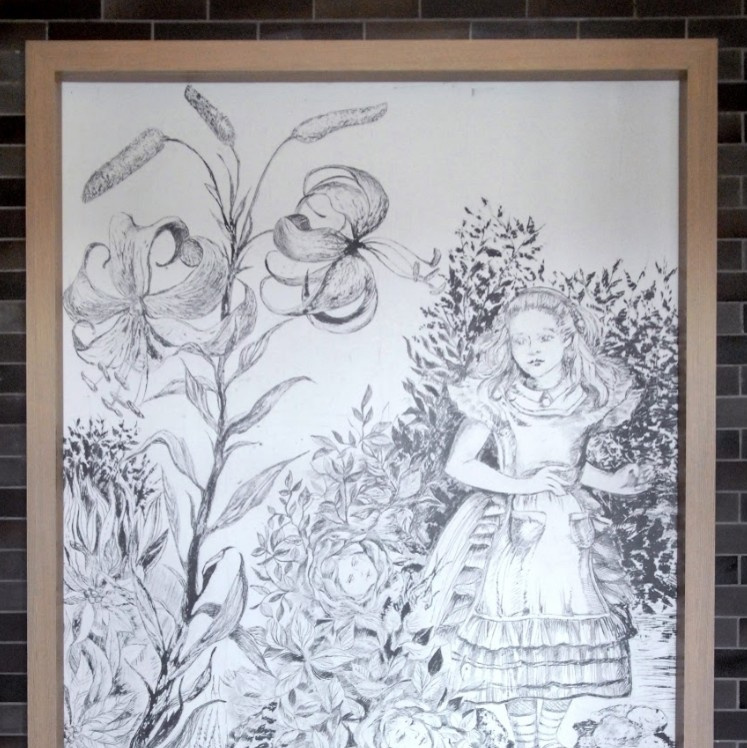 Панно в технике сграффито для входных групп в Резиденции Сколково.