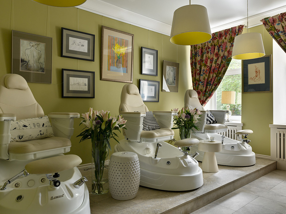 САЛОН КРАСОТЫ CONFETTI НА БРОННОЙ