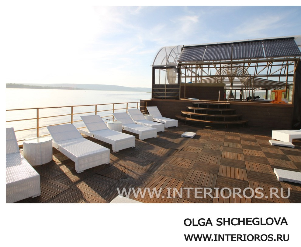 Дебаркадер гостиница на воде со спа-зоной, бассейном и верхней панорамной террас