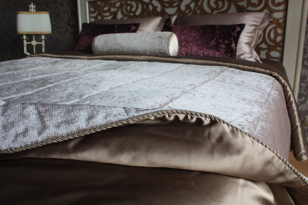 Бархатное стеганое покрывало