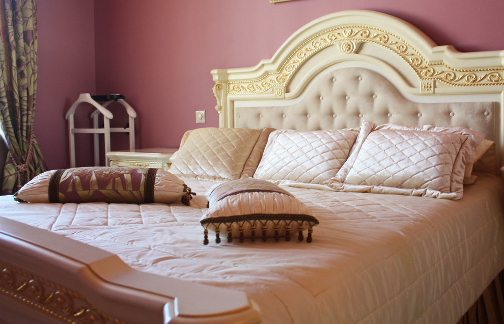 Покрывало и комплект подушек