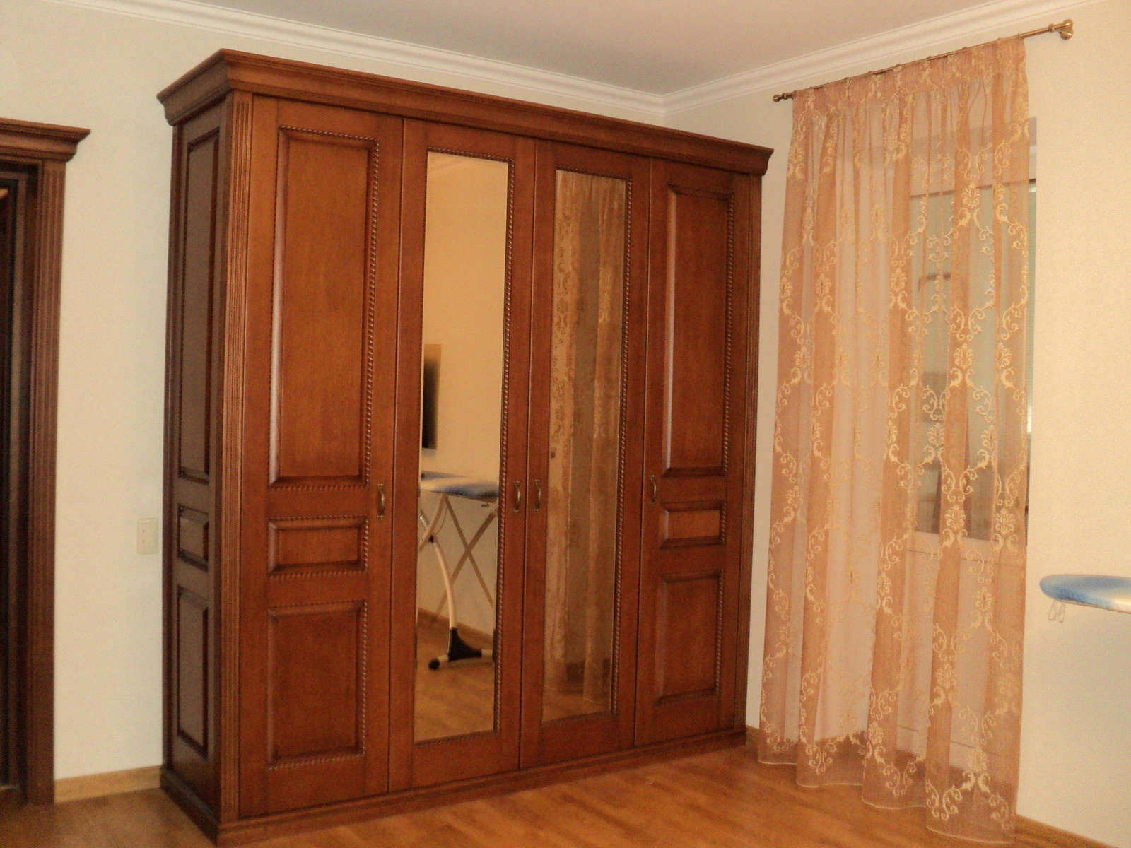 Квартира ценящего классику  Мужчины