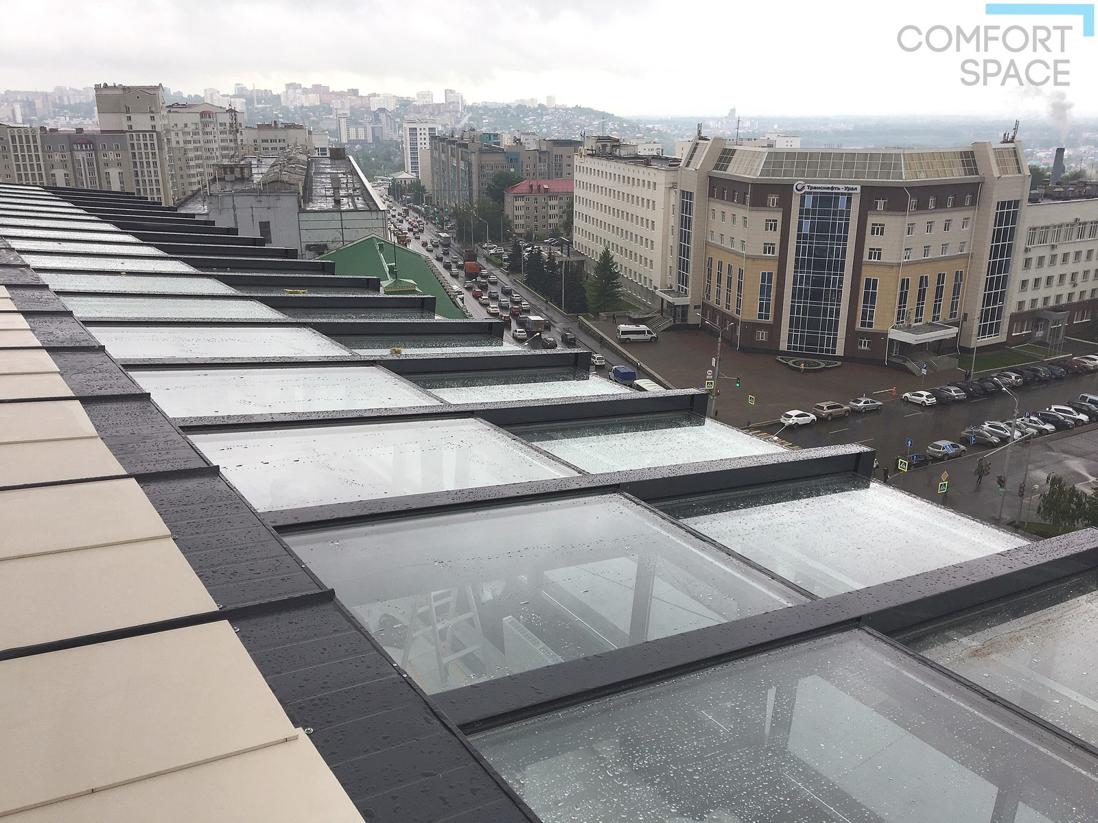 Sheraton-Уфа. Земне-летний сад на крыше отеля.