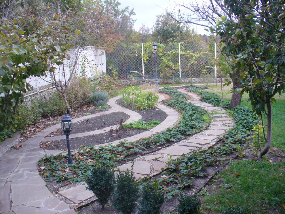 Фотографии готовых садовнеобычная