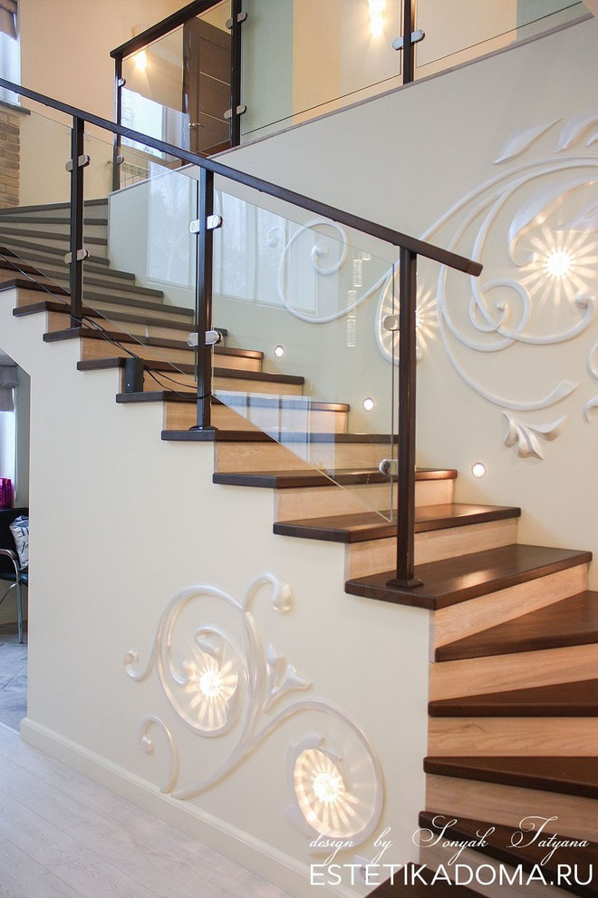 рельеф со встроенными светильниками