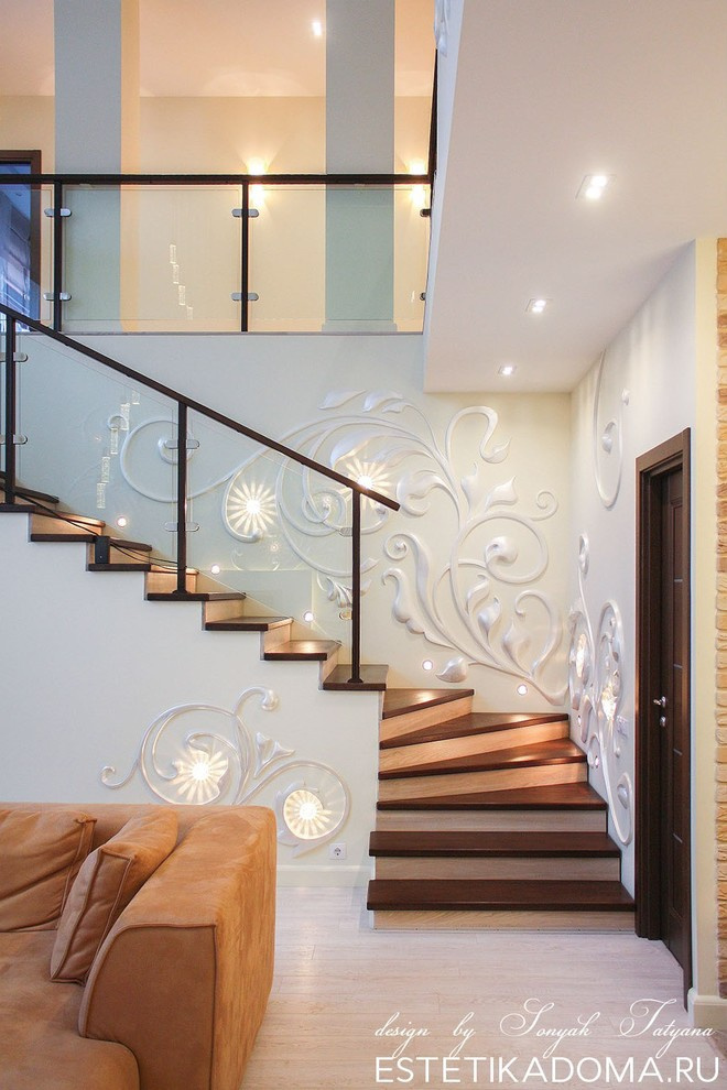 рельеф со встроенными светильниками