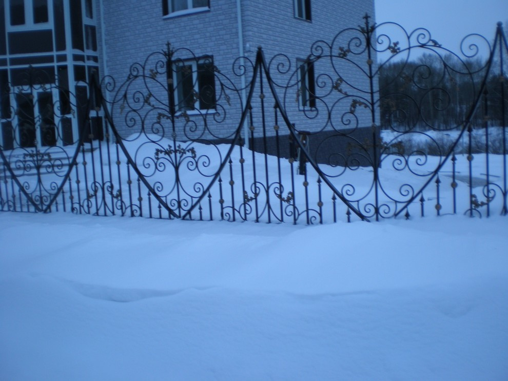 Самонесущий кованый забор