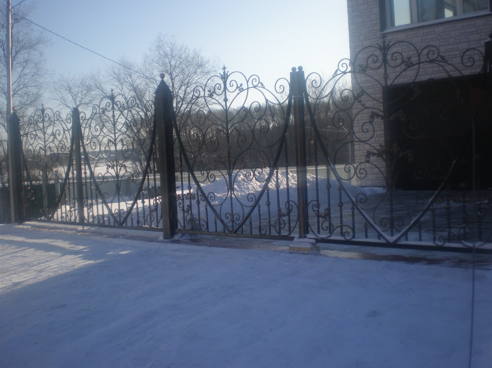 Самонесущий кованый забор