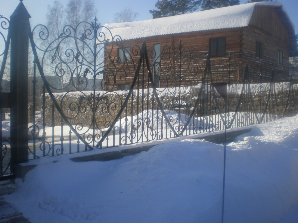 Самонесущий кованый забор