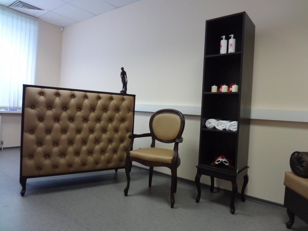 Обложка проекта: Зона администратора в салоне красоты