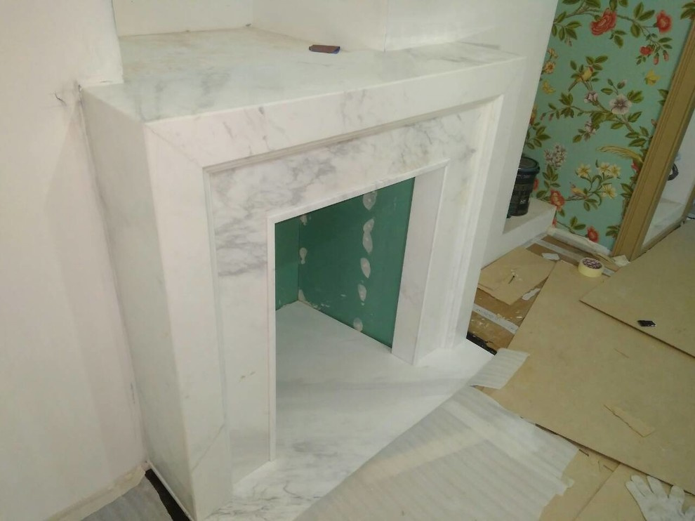 Биокамин из мрамора Волокас