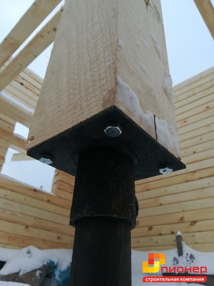 На этапе строительства