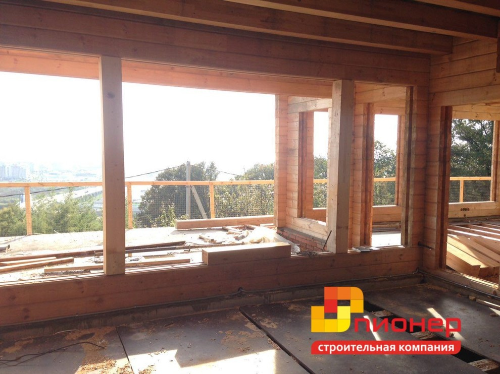 На этапе строительства