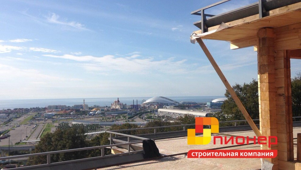 На этапе строительства