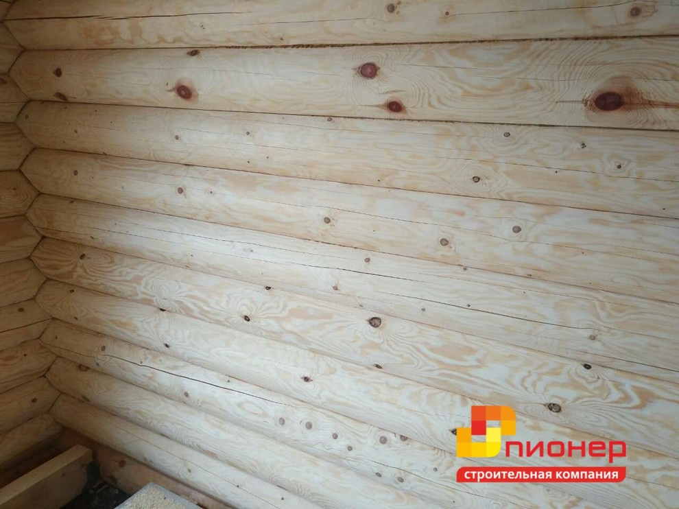 На этапе строительства