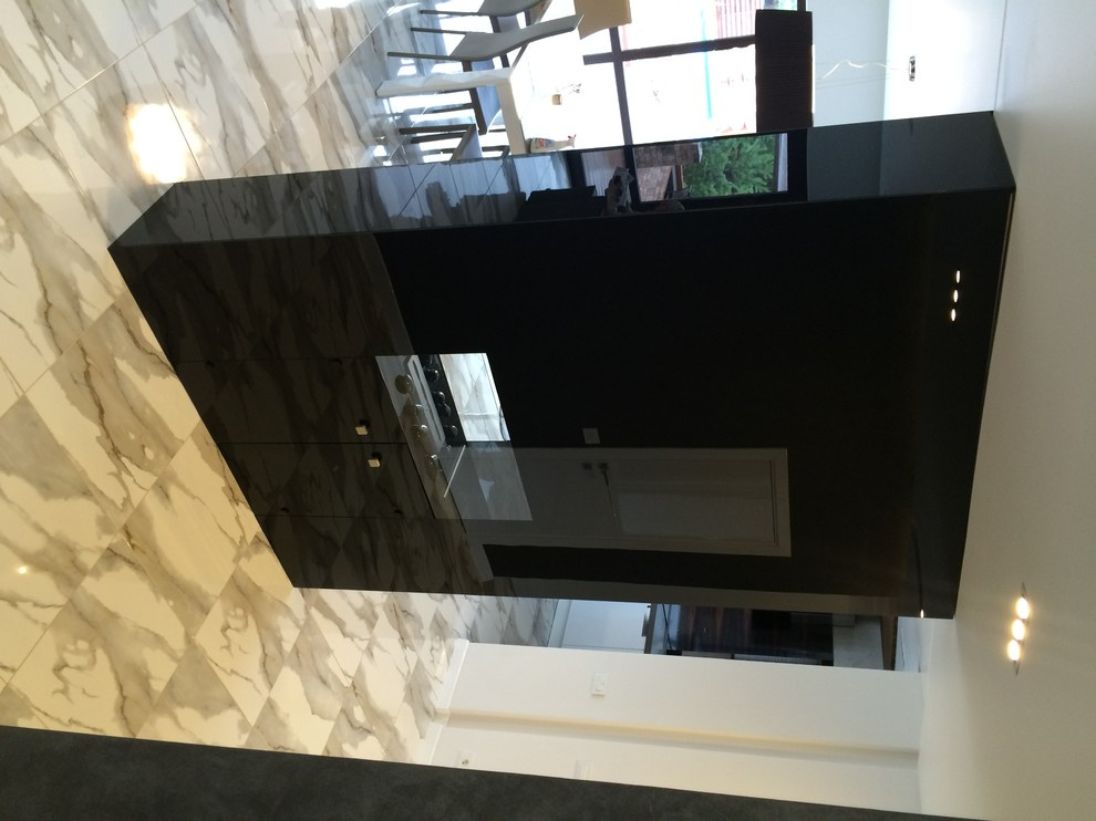 Изготовление и монтаж по вашему дизайн проекту