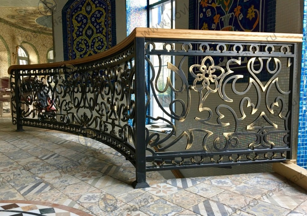 Перила в восточном стиле