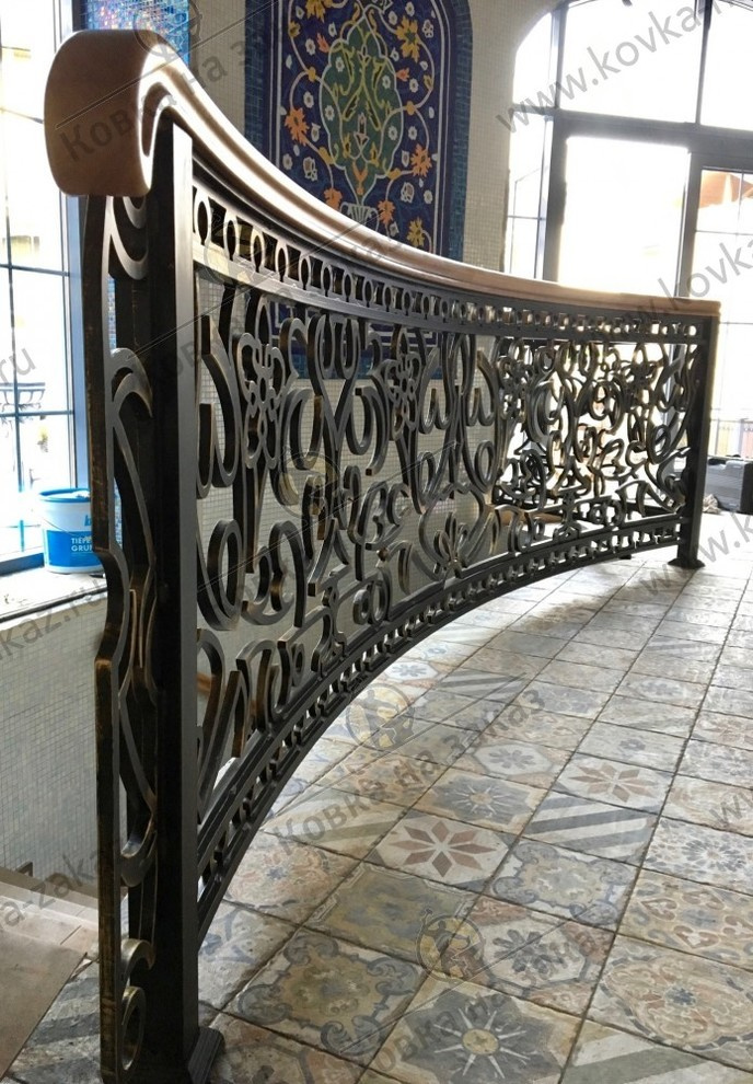 Перила в восточном стиле