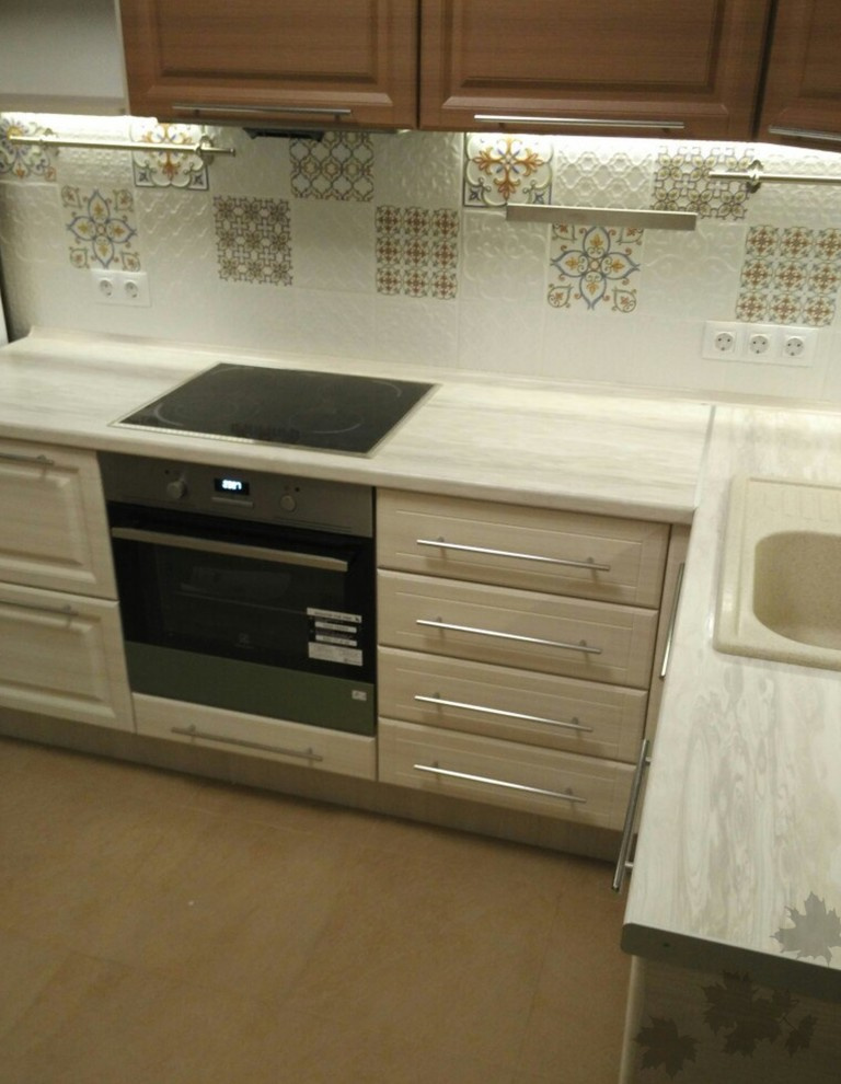 Классический кухонный гарнитур
