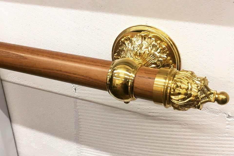 Держатели и окончания для настенного поручня