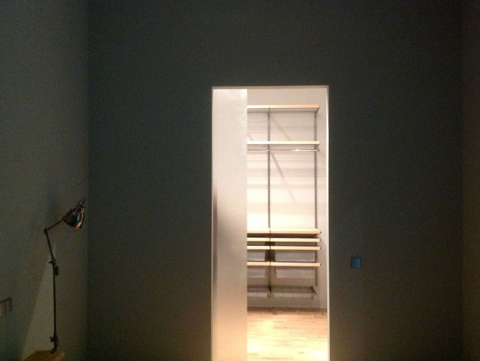 Интерьер квартиры в минималистском стиле.