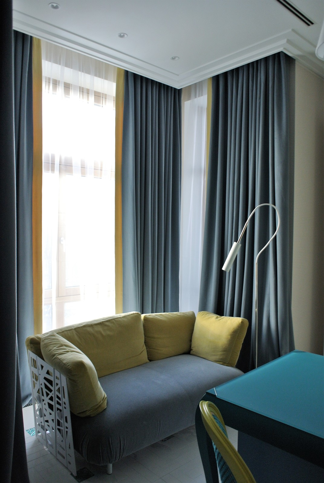 Joyful INTERIOR