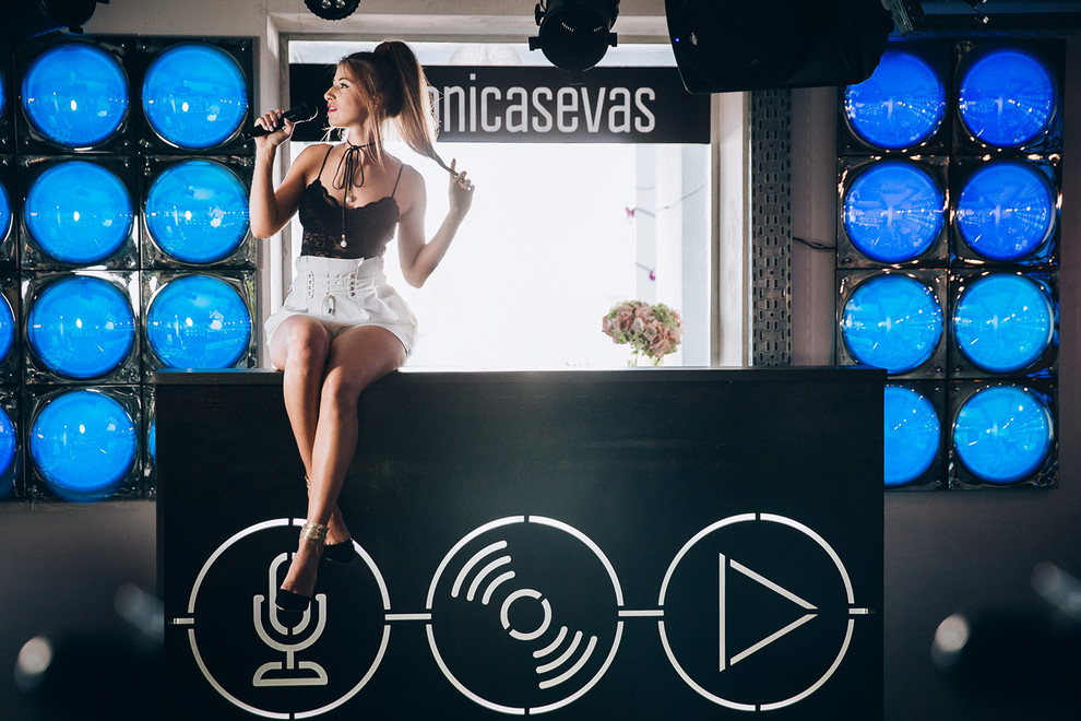 MONICA • Music • Gastrobar