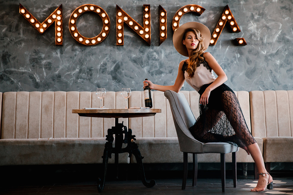 MONICA • Music • Gastrobar