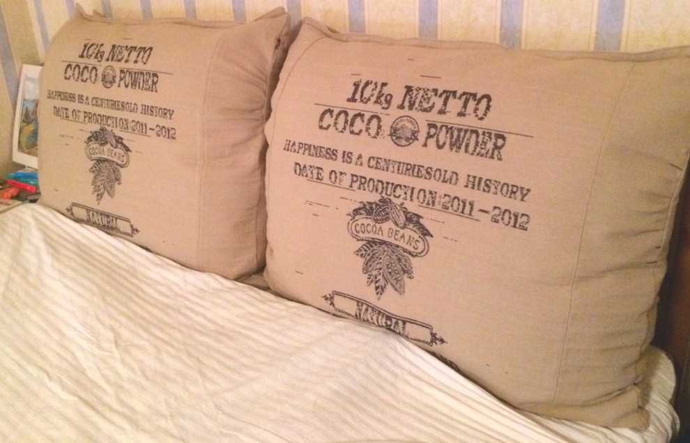 Изголовье кровати