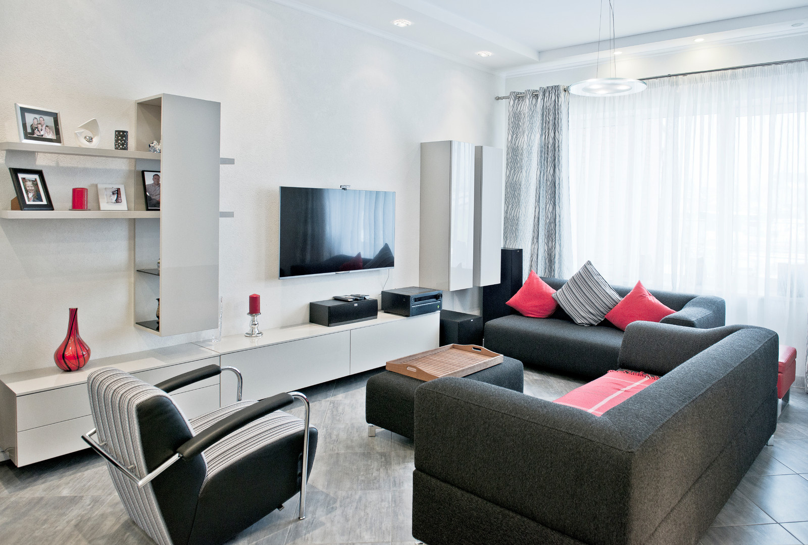 Первый этаж - гостиная