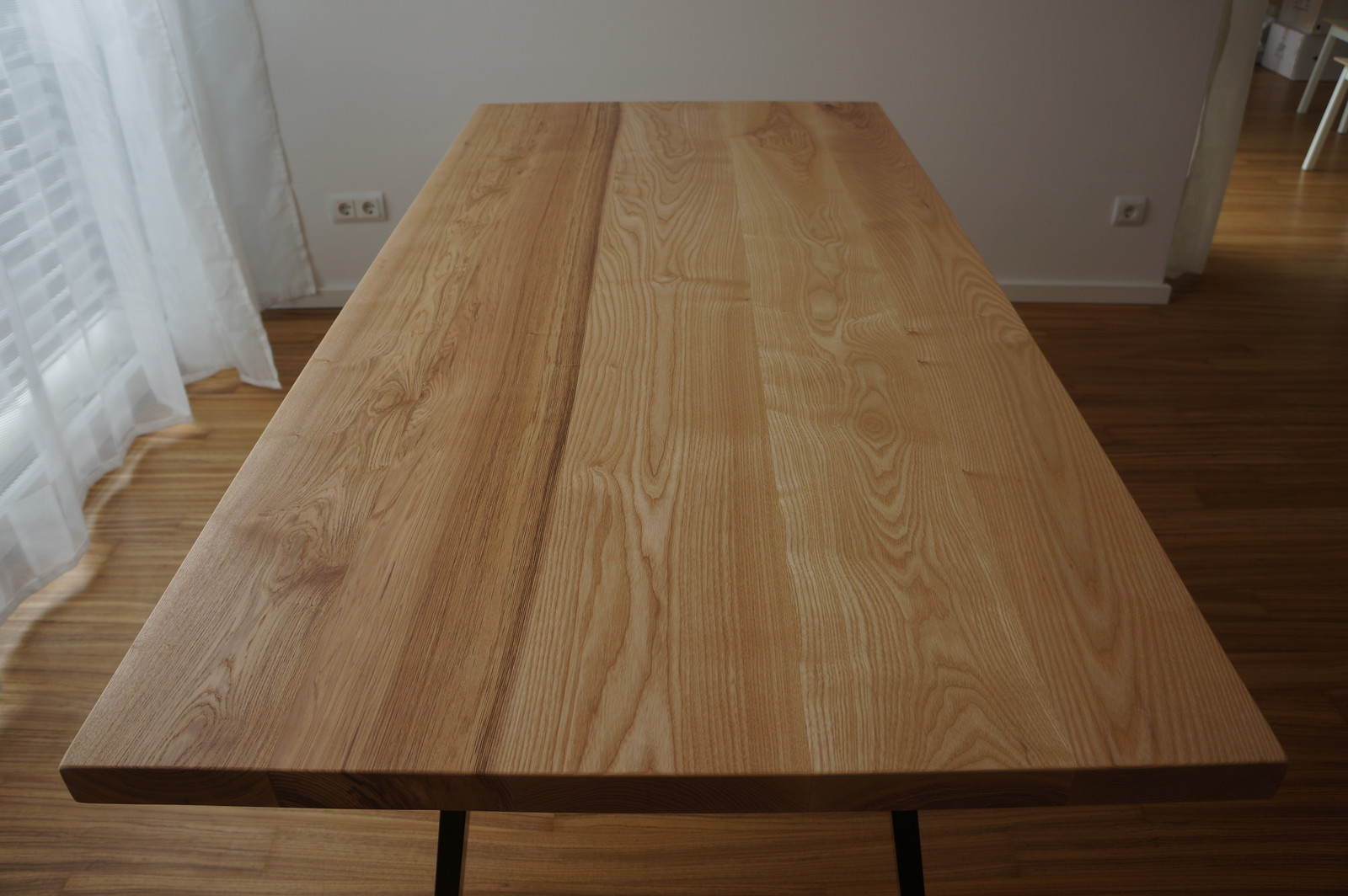 Клееный стол из Ясеня