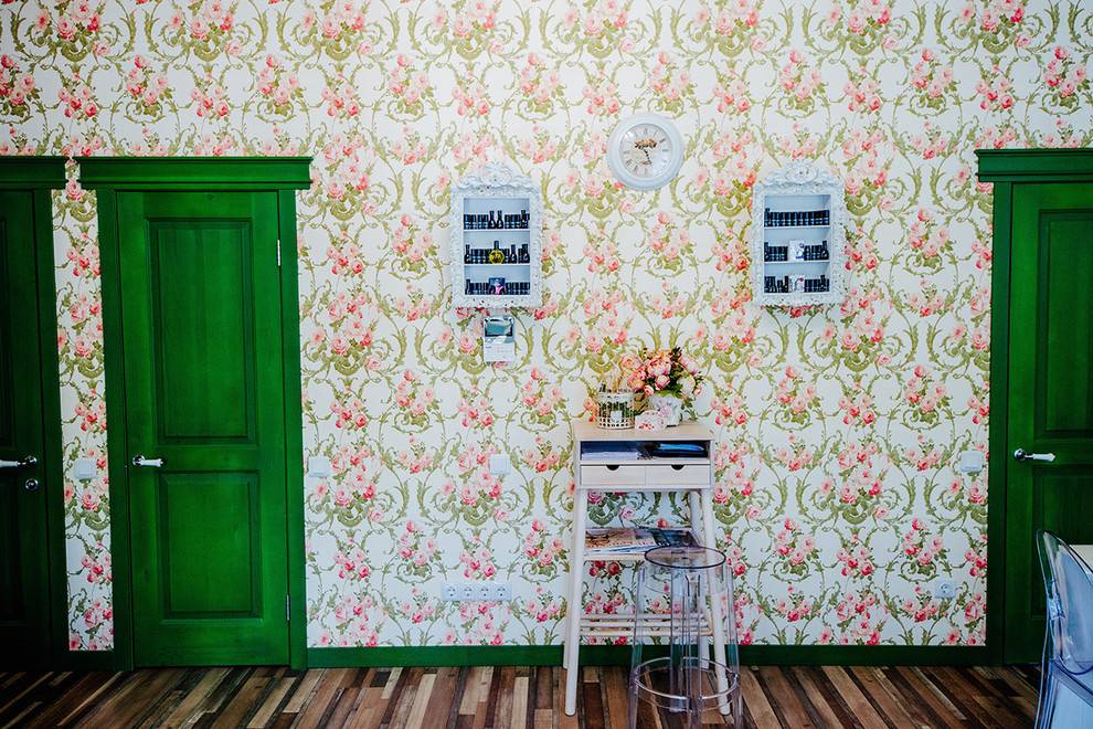 SHABBY CHIC NAIL KITCHEN