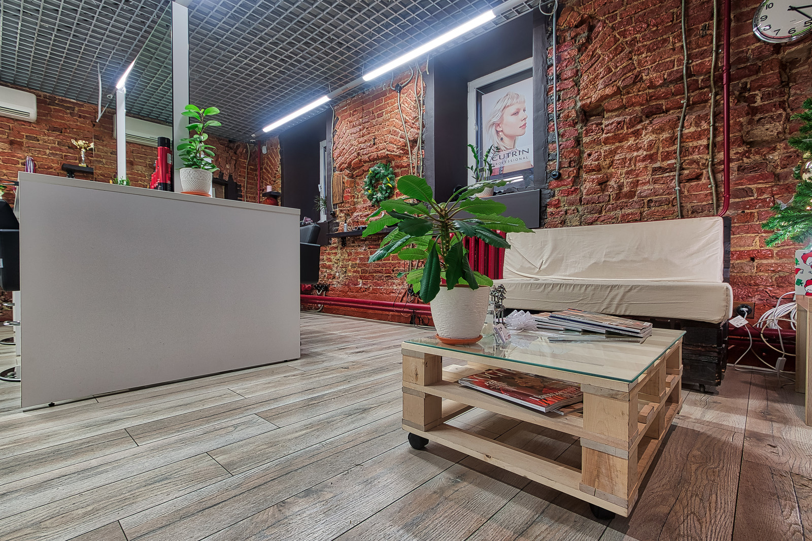 Парикмахерская Top One Salon