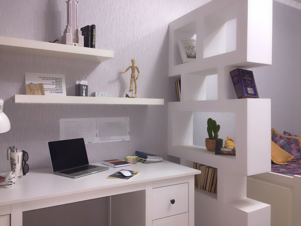 Комната для очень творческого человека