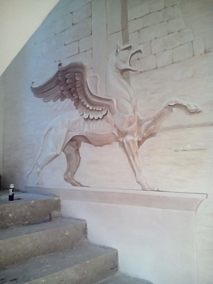 Изготовление барельефа с монохромной росписью