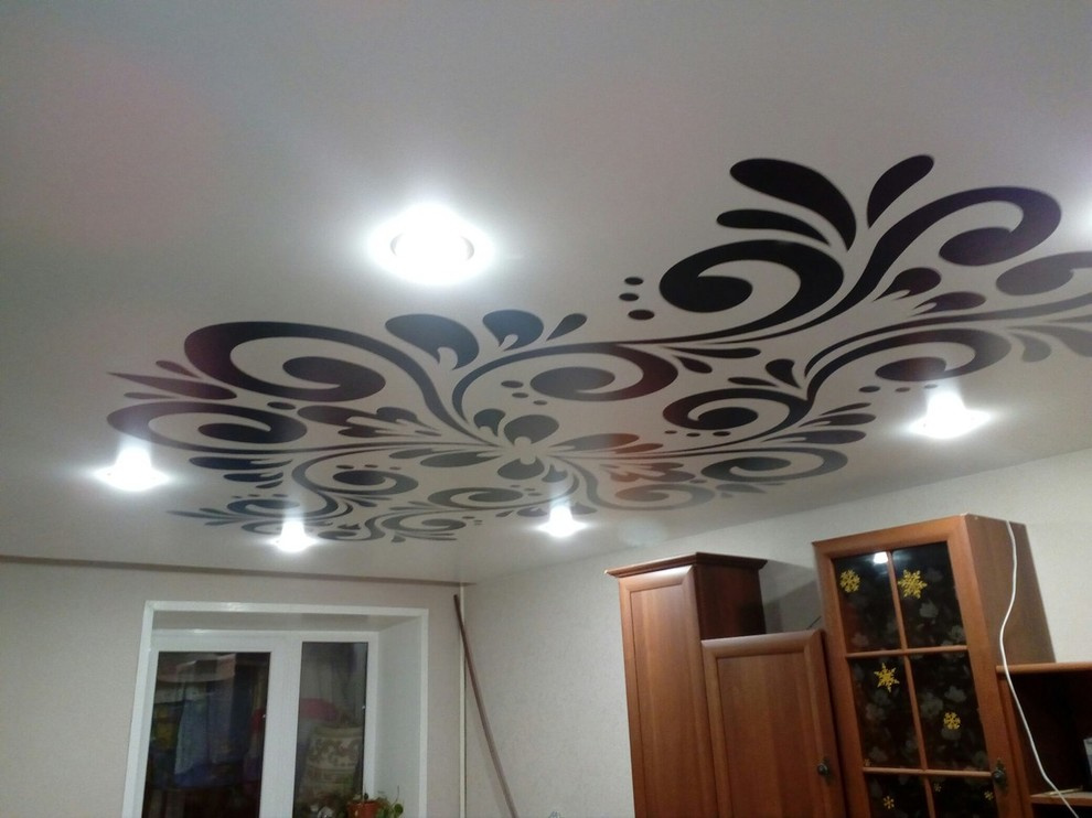 Натяжные потолки