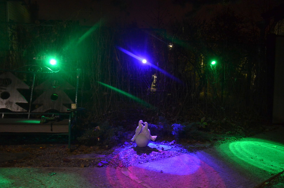 Декоративное  освещение сада