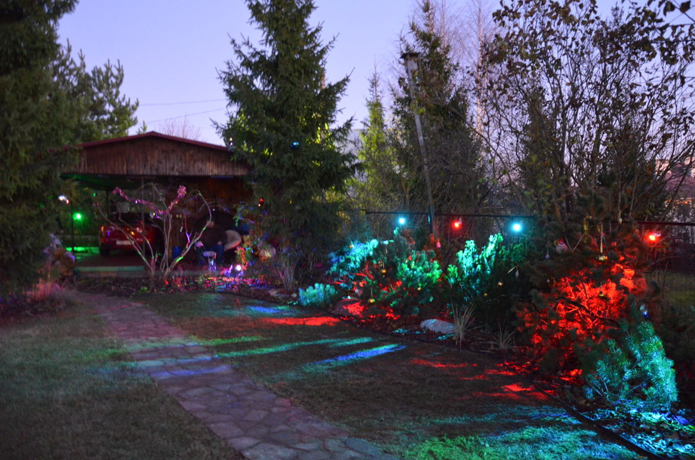 Декоративное  освещение сада