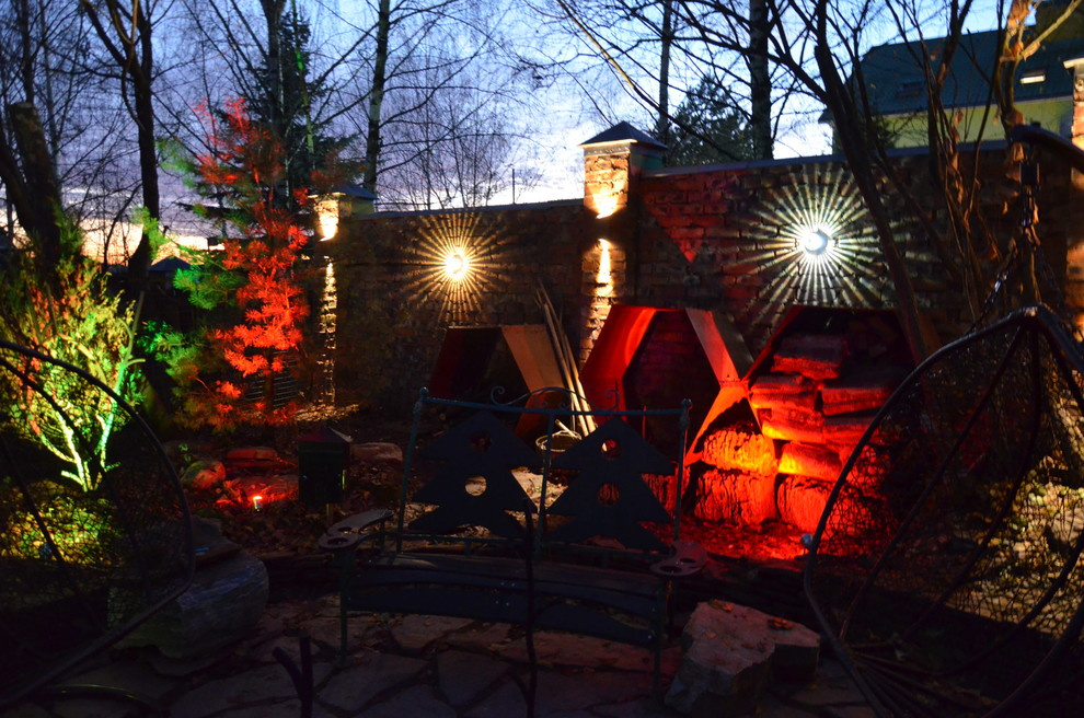 Декоративное  освещение сада