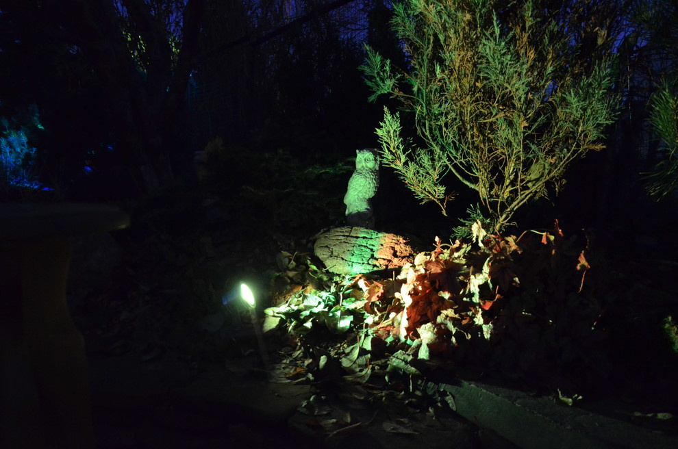 Декоративное  освещение сада